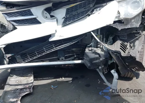 2015 Toyota Rav4 Xle из США, поврежденный, VIN JTMWFREV2FJ039077